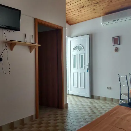 Captain's House Apartment *